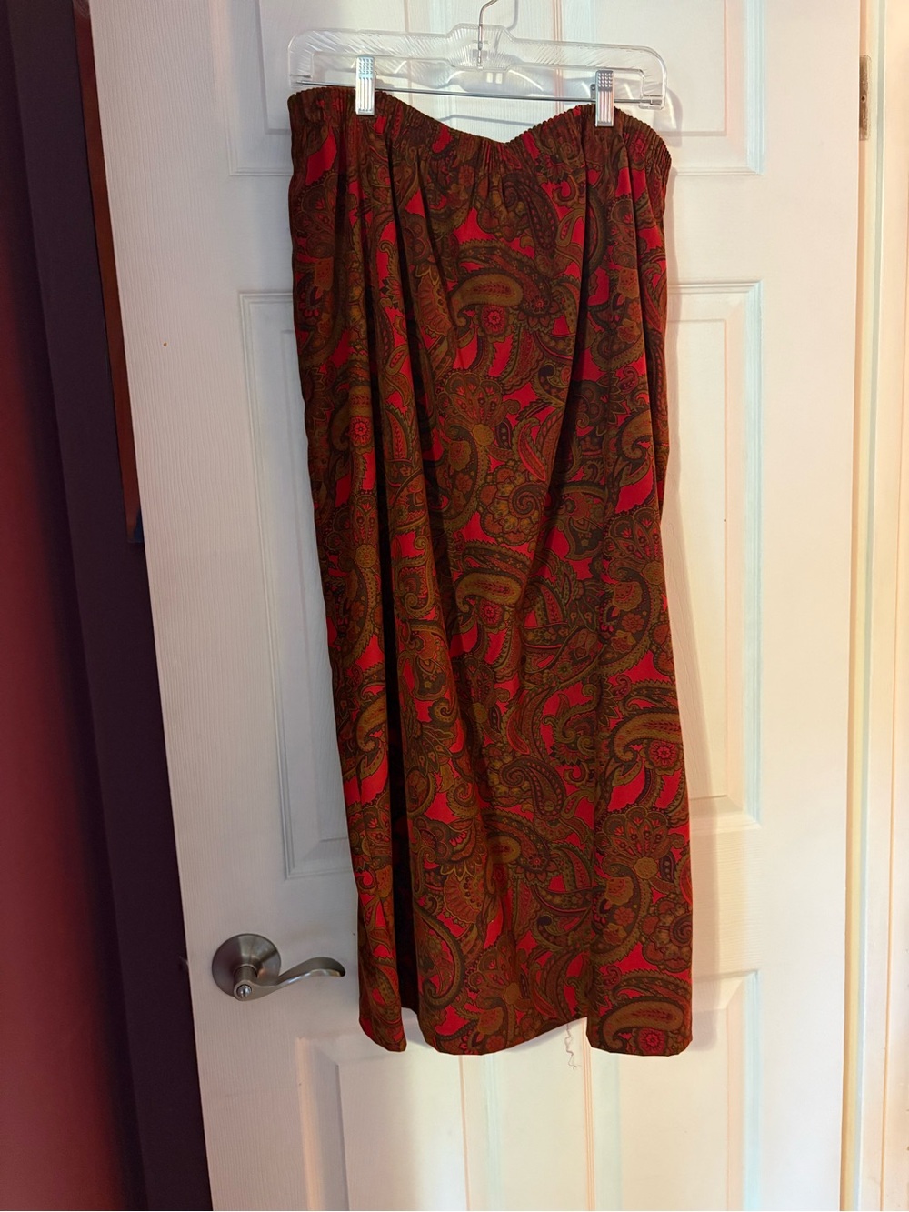 Women's Red Paisley Elastic-Waist Maxi Skirt